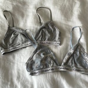 2 Calvin Klein lounge bras